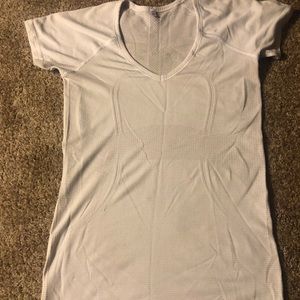 Lululemon top